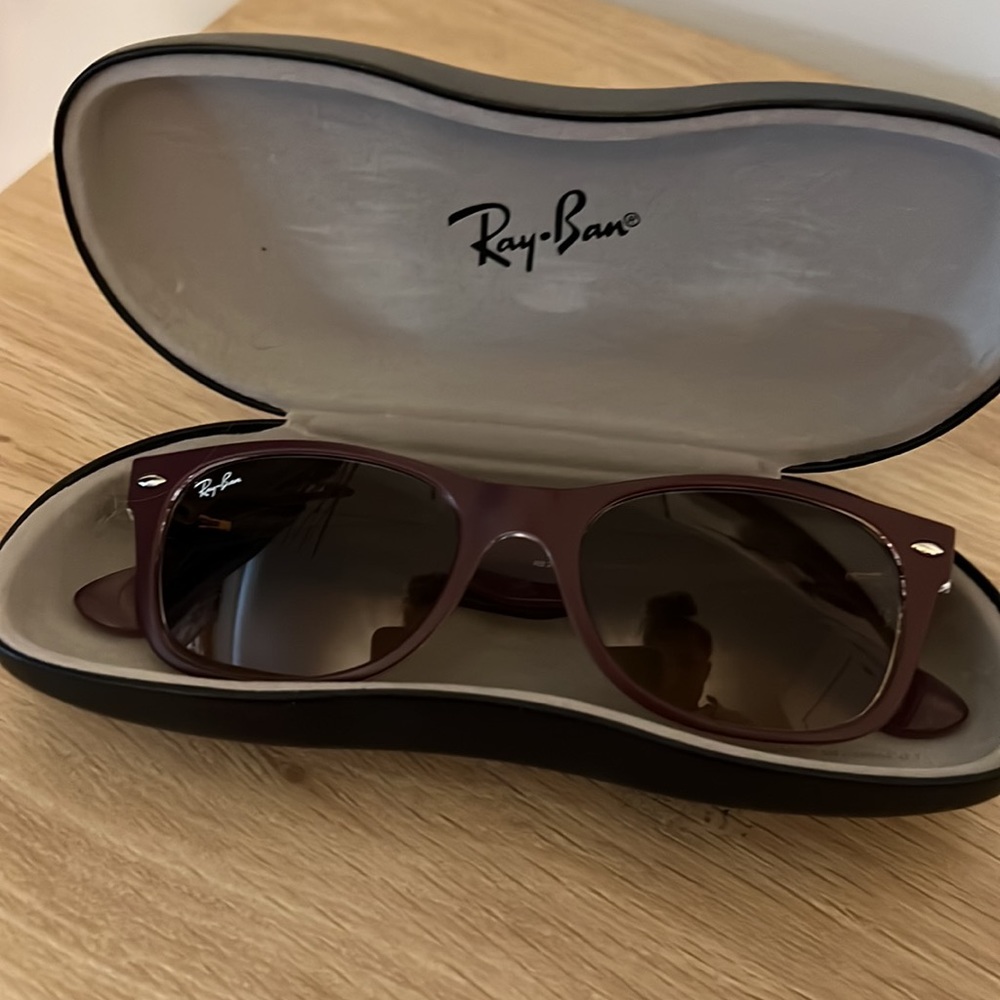 Rayban New Wayfarer (deep purple)